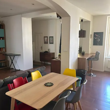The Riverbank Flat - Perfect For Family דירה פראג