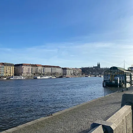 Apartment The Riverbank Flat - Perfect For Family